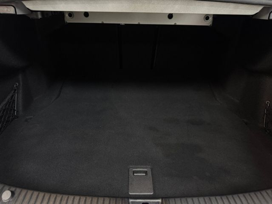 2019 Mercedes-Benz C Class - image 18