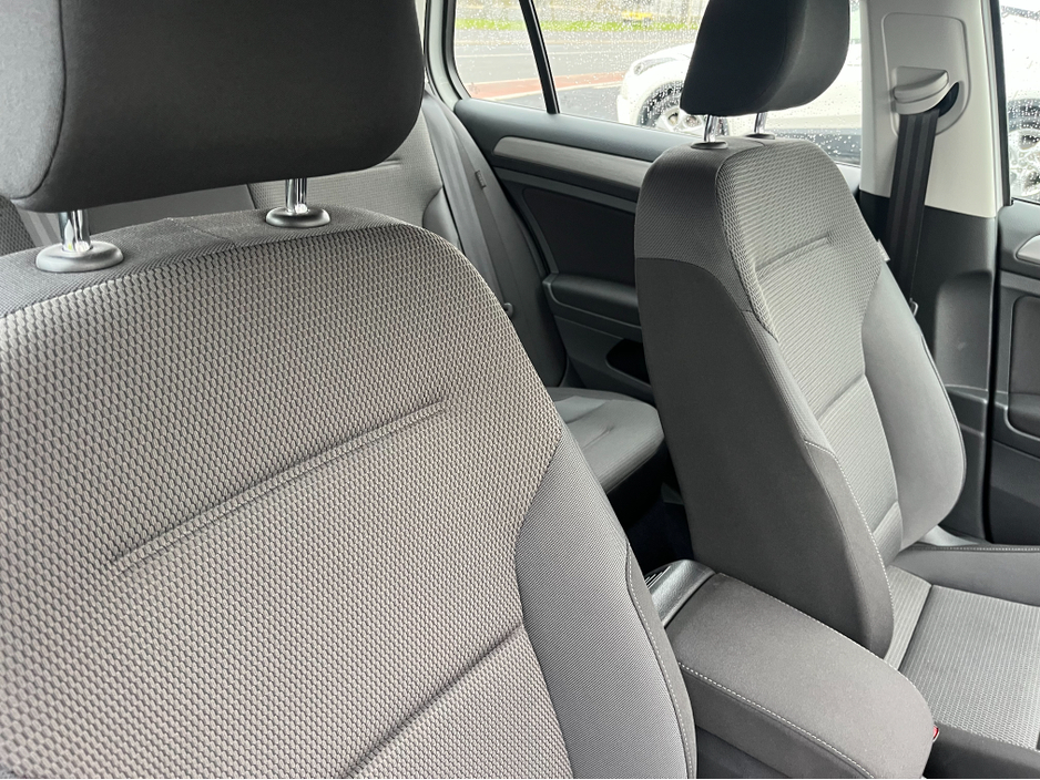 2015 Volkswagen Golf 1.2 TSI 5DR AUTO LOW KMS