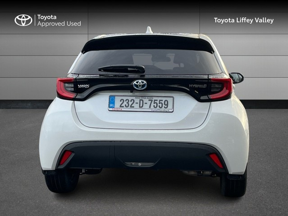 2023 Toyota Yaris YARIS HYBRID LUNA SPORT €24,950