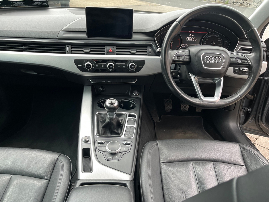 2017 Audi A4 - image 7
