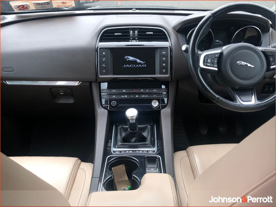 2018 Jaguar F-Pace RWD 2.0 D 163PS Prestige €21,900