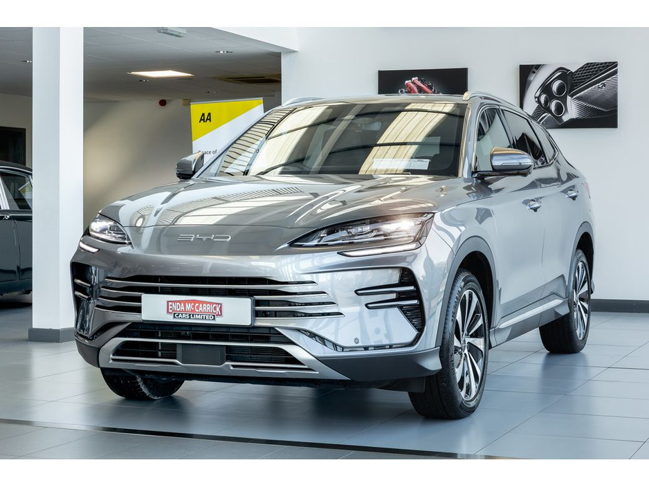 2025 BYD Seal U DM-I COMFORT €43,899