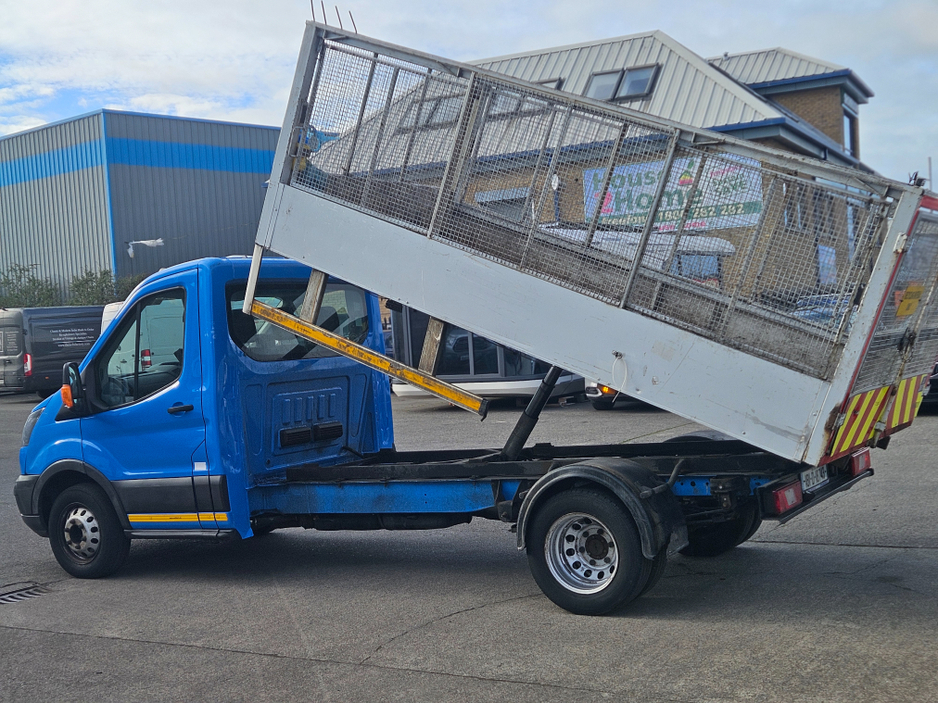 2018 Ford Transit - image 6