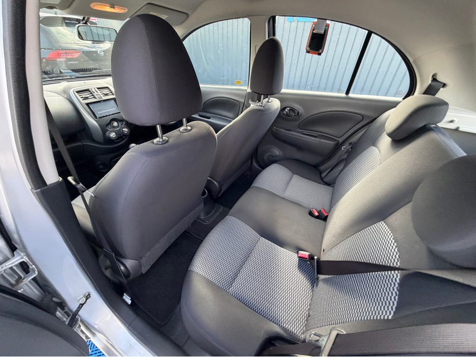 2017 Nissan March - image 35