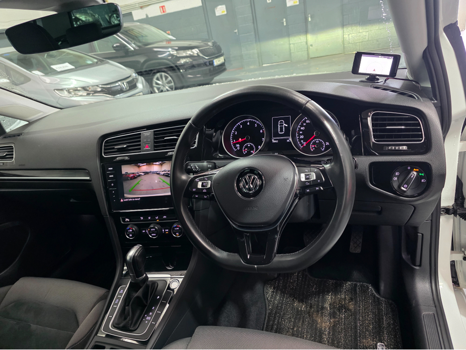 2018 Volkswagen Golf Highline €18,950