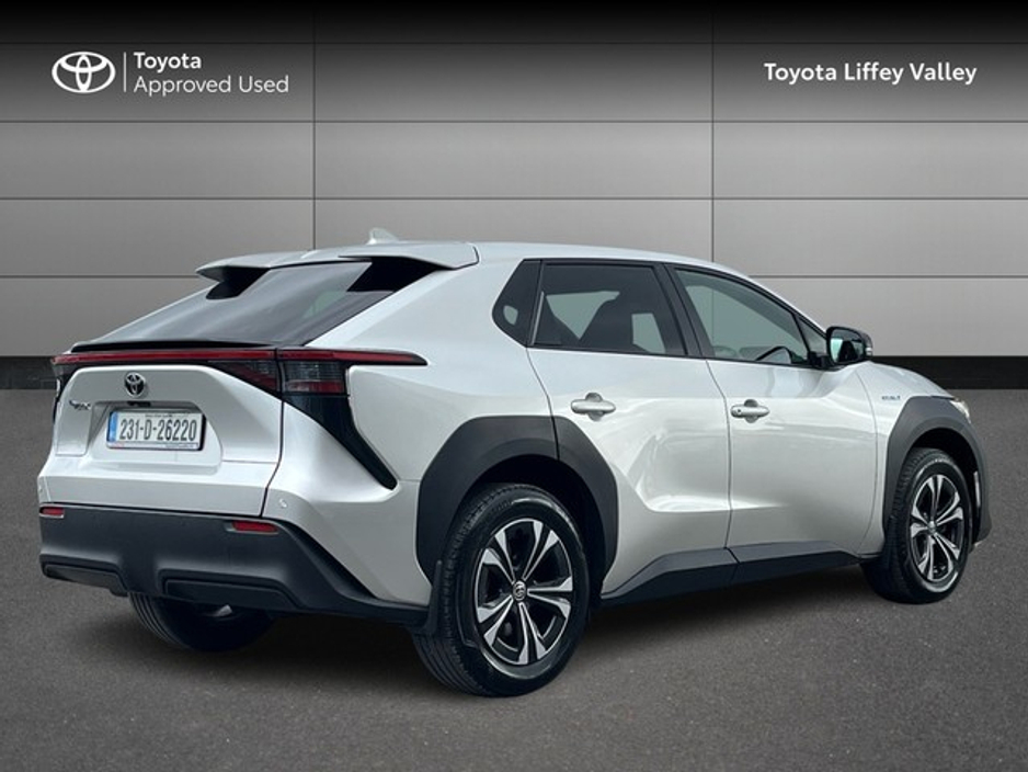 2023 Toyota bZ4X - image 2