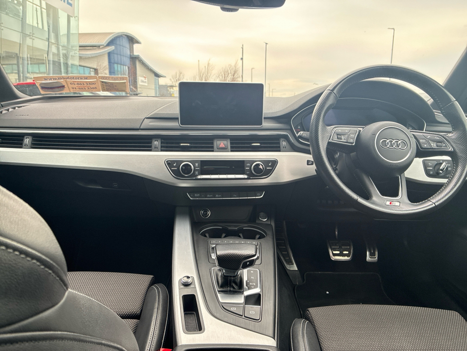 2017 Audi A4 - image 8