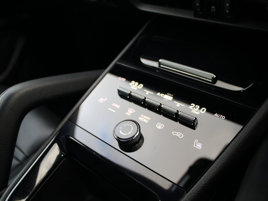 2024 Porsche Cayenne E-Hybrid Coupe €105,000