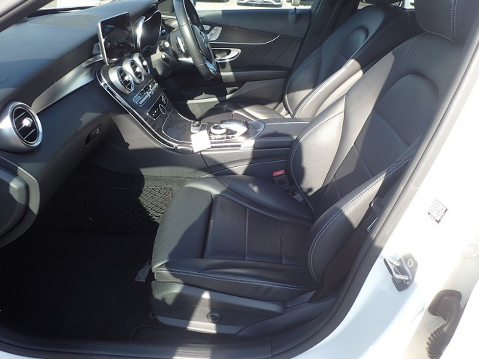 2019 Mercedes-Benz C Class - image 6