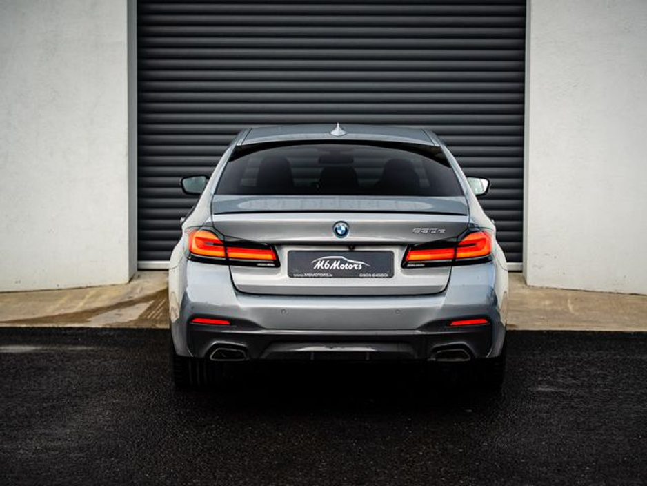 2023 BMW 5 Series 530E M SPORT €43,950