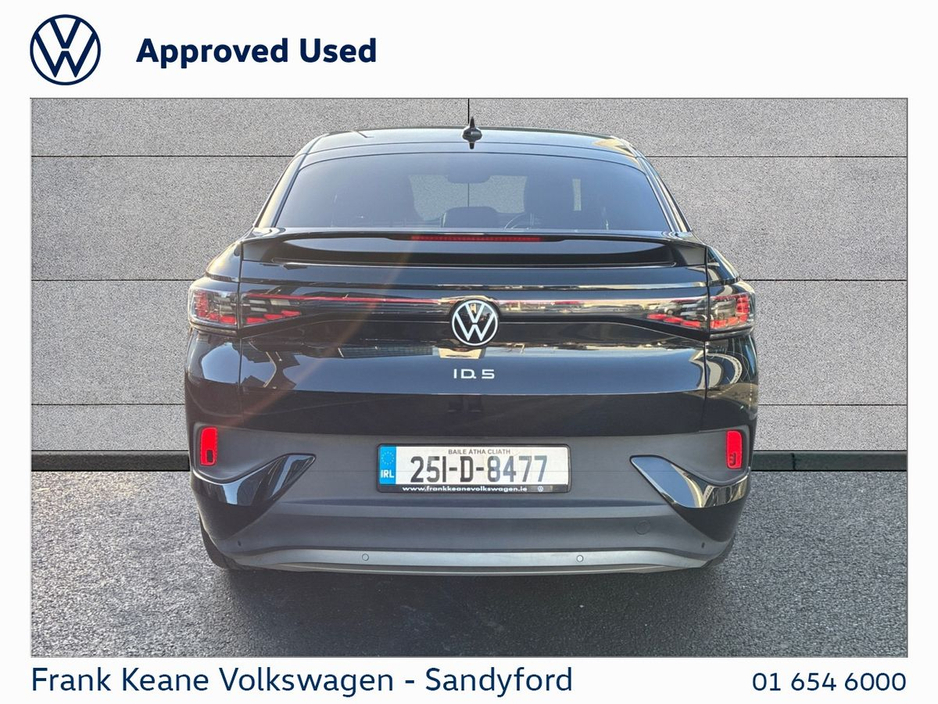 2025 Volkswagen ID.5 - image 12