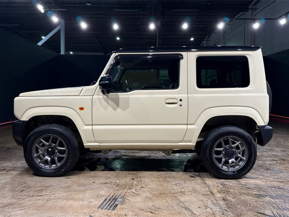2024 Suzuki Jimny 4WD - 660cc AUTOMATIC - HEATED SEATS - CRUISE CONTROL - REVERSE CAMERA - A/C HEATING CONTROLS €29,950