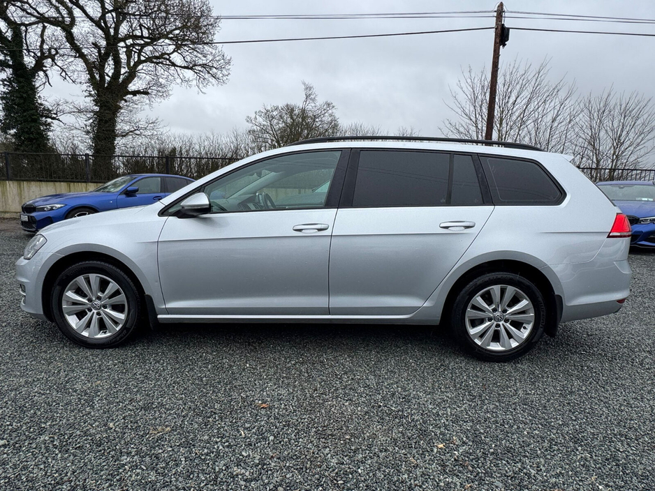 2016 Volkswagen Golf - image 8