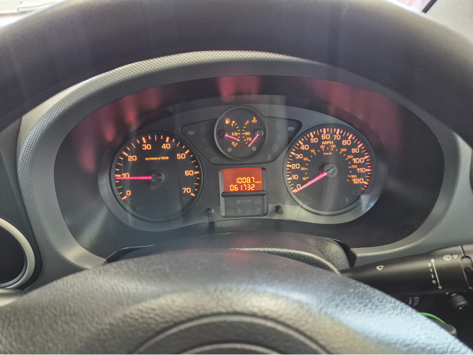 2018 Citroen Berlingo - image 11