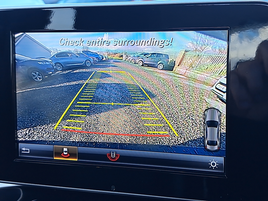 2018 Mercedes-Benz C Class Executive SE with full leather seats, 2.0 diesel saloon. €17,950