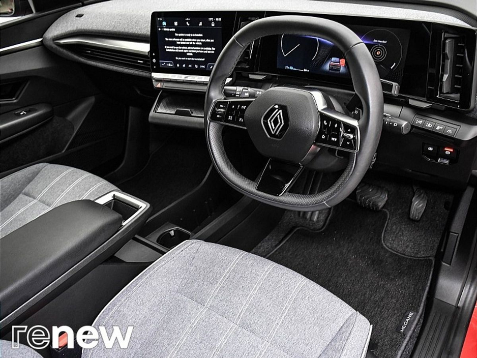 2023 Renault Megane E-Tech - image 6