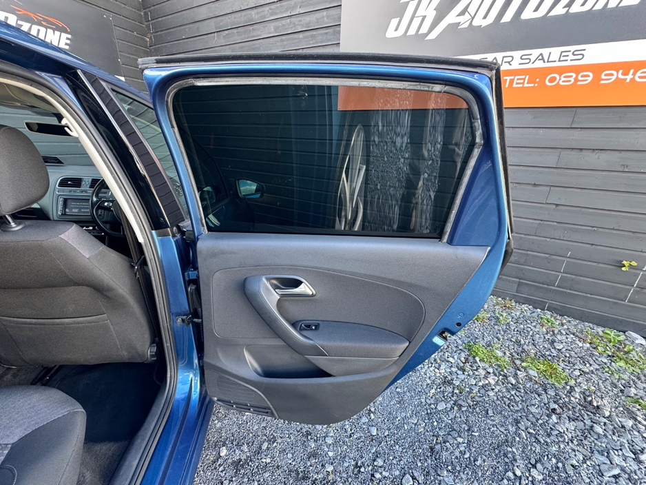 2016 Volkswagen Polo - image 15