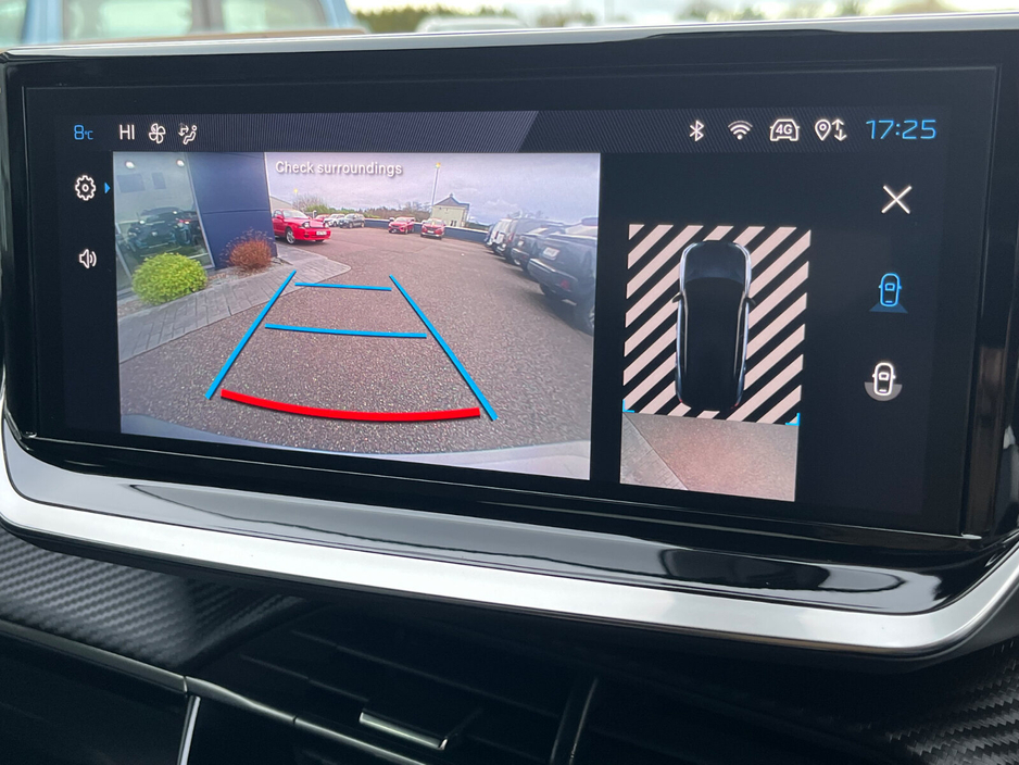 2025 Peugeot 2008 - image 12