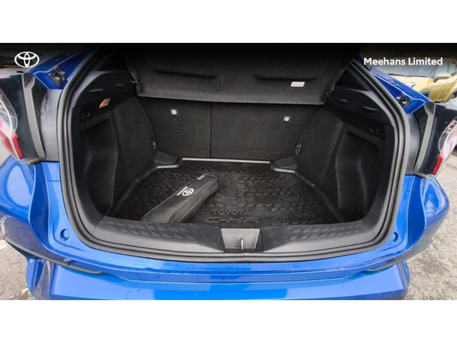 2019 Toyota C-HR - image 10