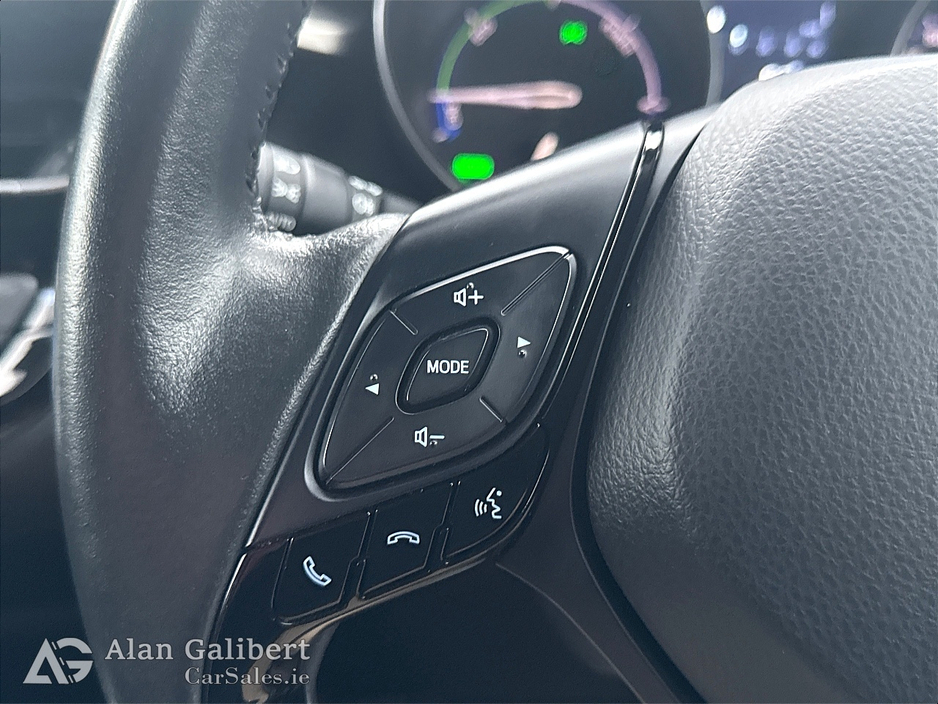 2023 Toyota C-HR 1.8 Petrol HYBRID SOL AUTO €114 PW €23,995