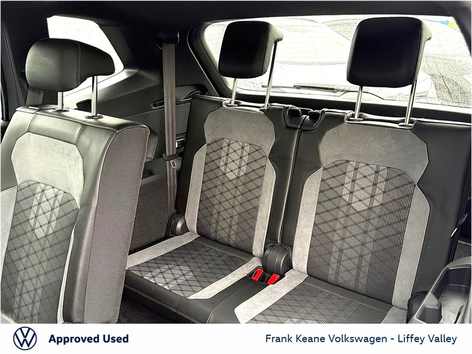 2023 Volkswagen Tiguan Allspace R-LINE AUTO 2.0 TDI 150HP *PLATINUM GREY* *7-SEATER* *SUNROOF* *CARPLAY & ANDROID AUTO* *REAR VIEW CAMERA* *PCP FINANCE AVAILABLE* €48,995