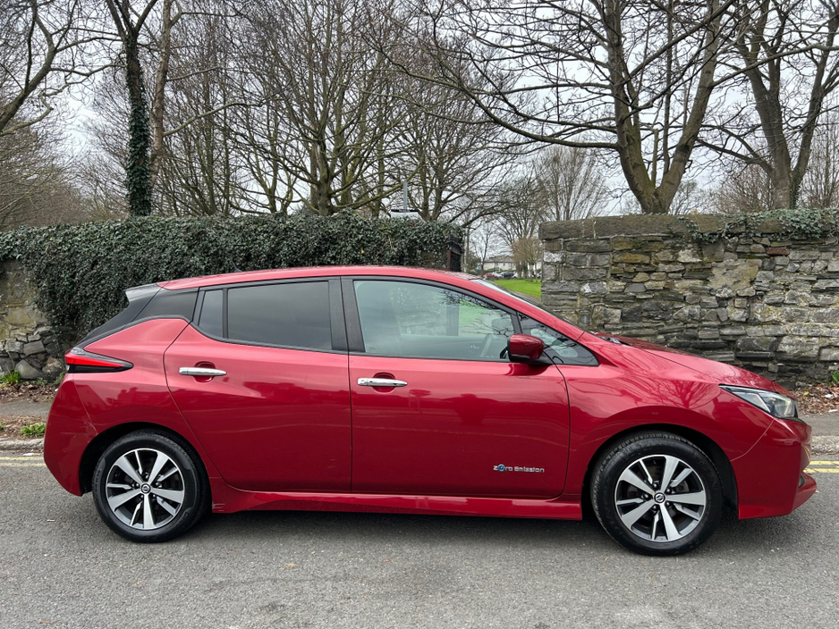 2019 Nissan Leaf - image 9