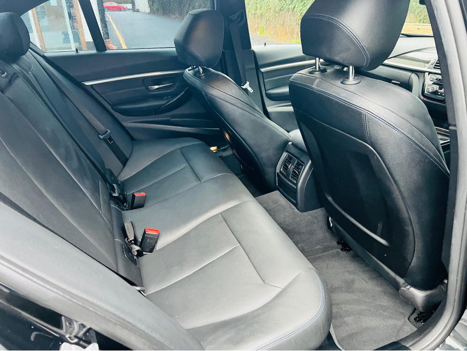 2019 BMW 3 Series 320 D // M-SPORT // 2 KEYS €27,950