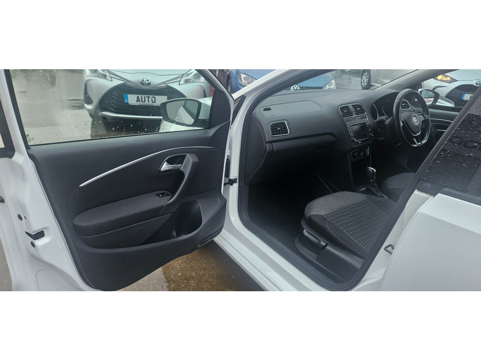 2015 Volkswagen Polo AUTOMATIC 1.2 COMFORTLINE DSG LOW KMS €10,450