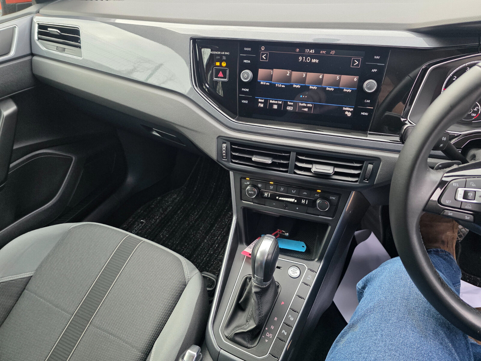 2018 Volkswagen Polo - image 10