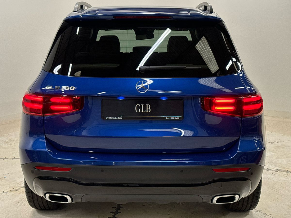 2025 Mercedes-Benz GLB - image 15