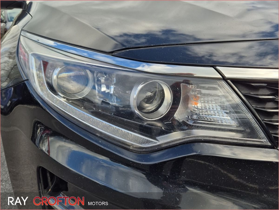 2016 Kia Optima - image 14