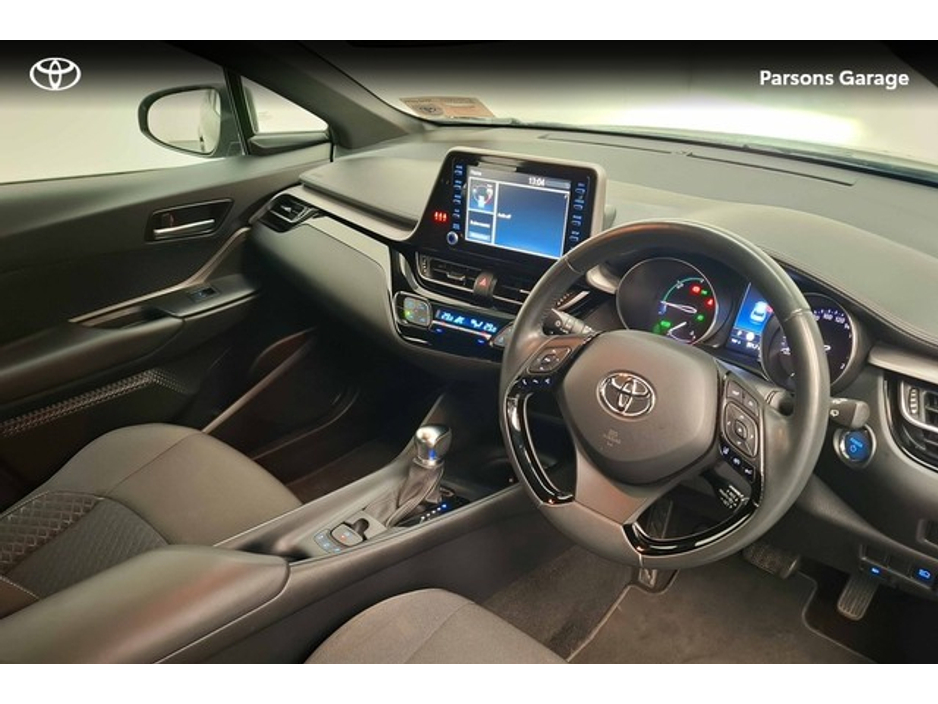 2023 Toyota C-HR HYBRID LUNA 4DR AUTO €27,995