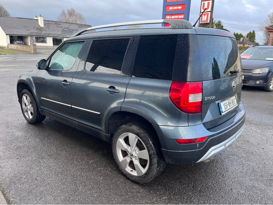 2015 Skoda Yeti - image 3
