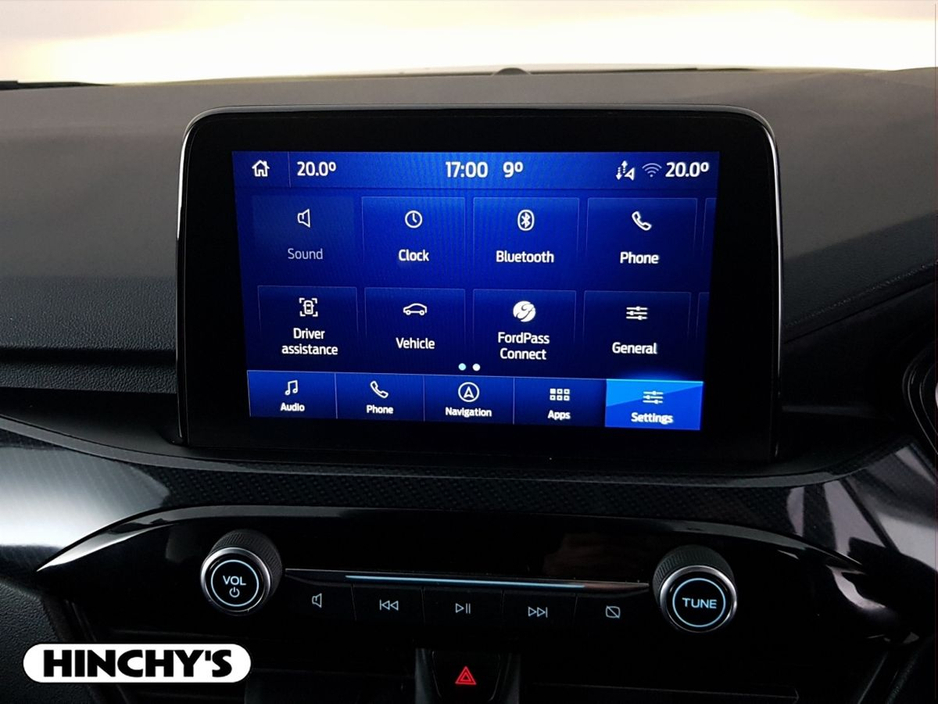 2022 Ford Kuga - image 13