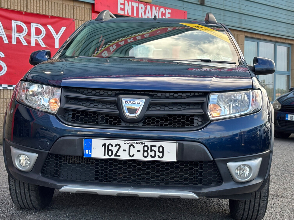 2016 Dacia Sandero Stepway - image 3