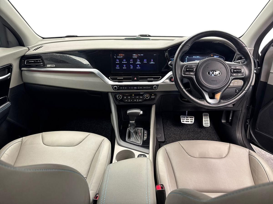 2021 Kia Niro - image 8