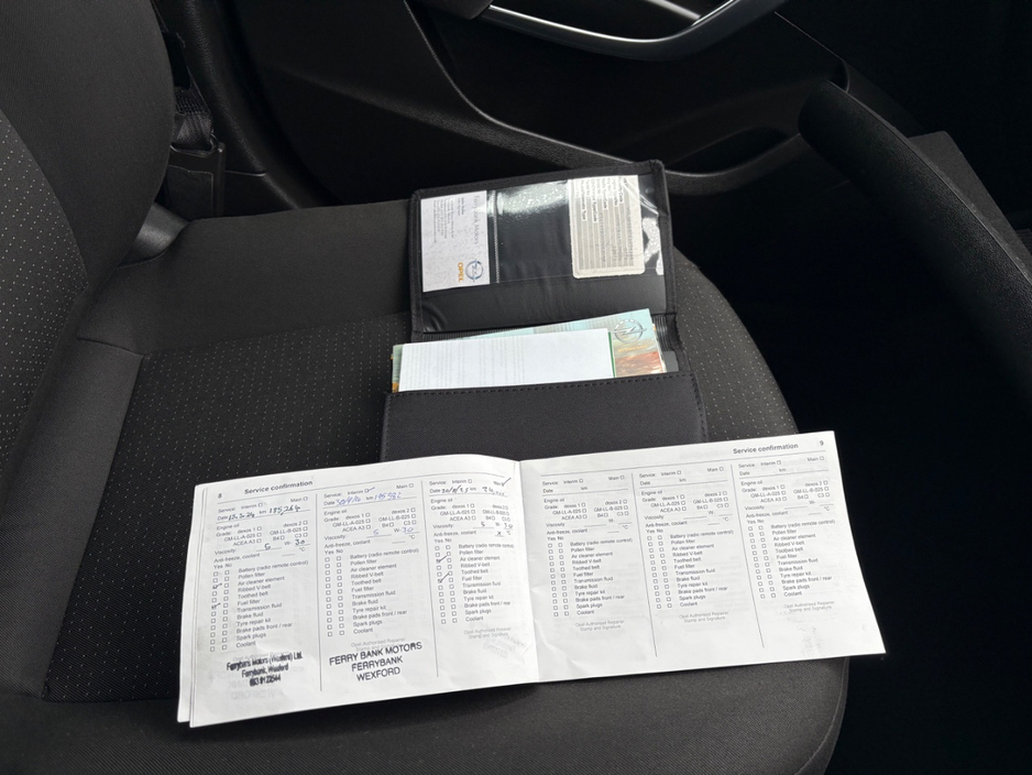 2014 Opel Insignia - image 25