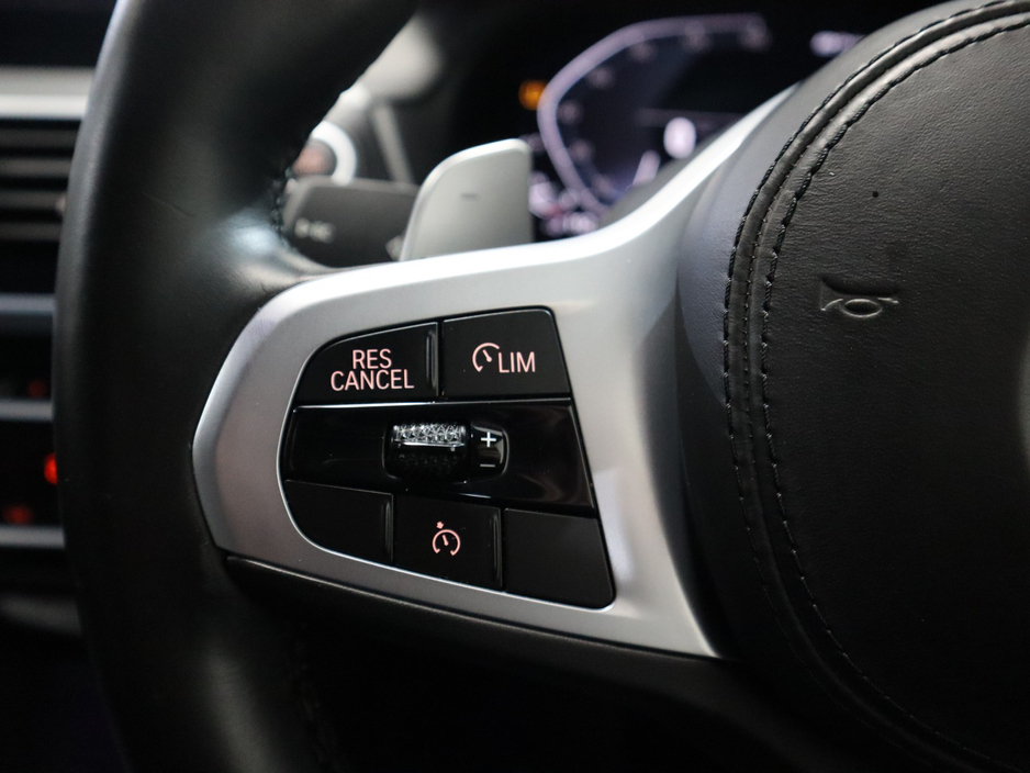 2021 BMW X3 - image 11