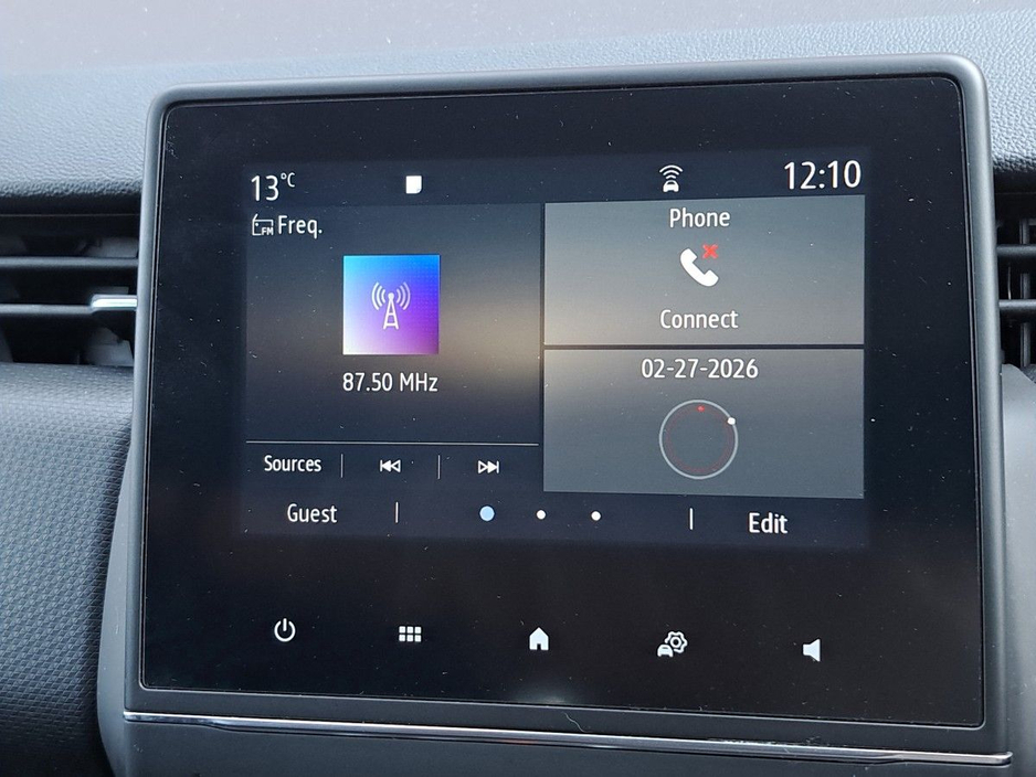 2020 Renault Clio - image 21