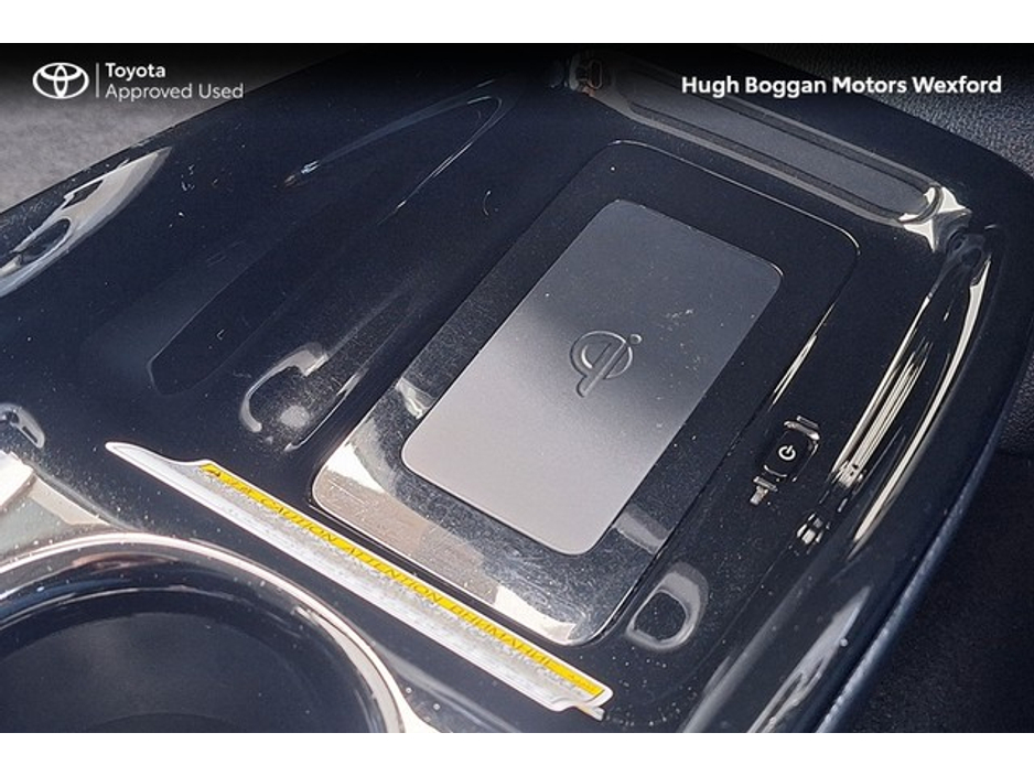 2017 Toyota Prius - image 19