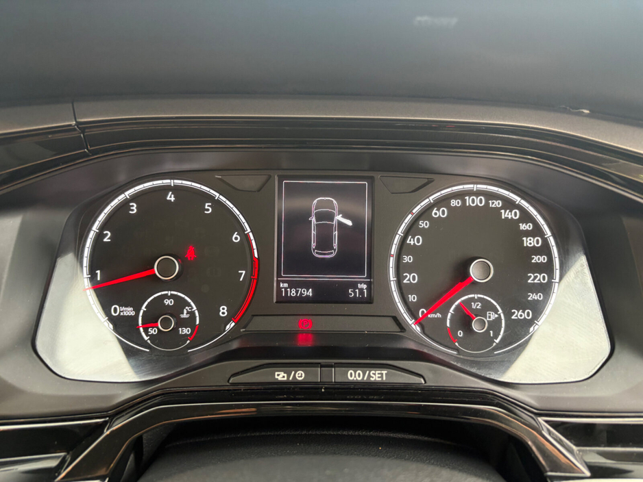 2018 Volkswagen Polo - image 13