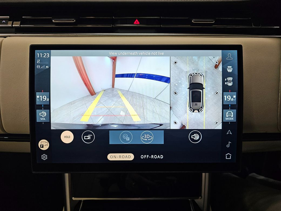 2025 Land Rover Range Rover - image 17