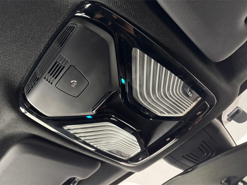 2023 BMW X5 - image 26