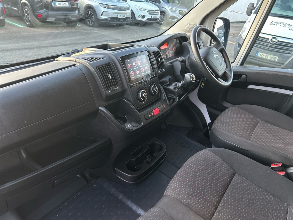 2024 Citroen Relay - image 3