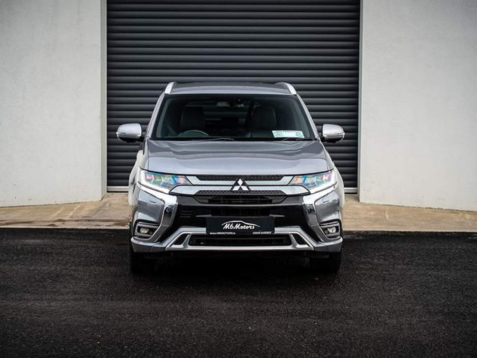 2018 Mitsubishi Outlander 2.4 4H Phev 132BHP 5DR Auto €19,950