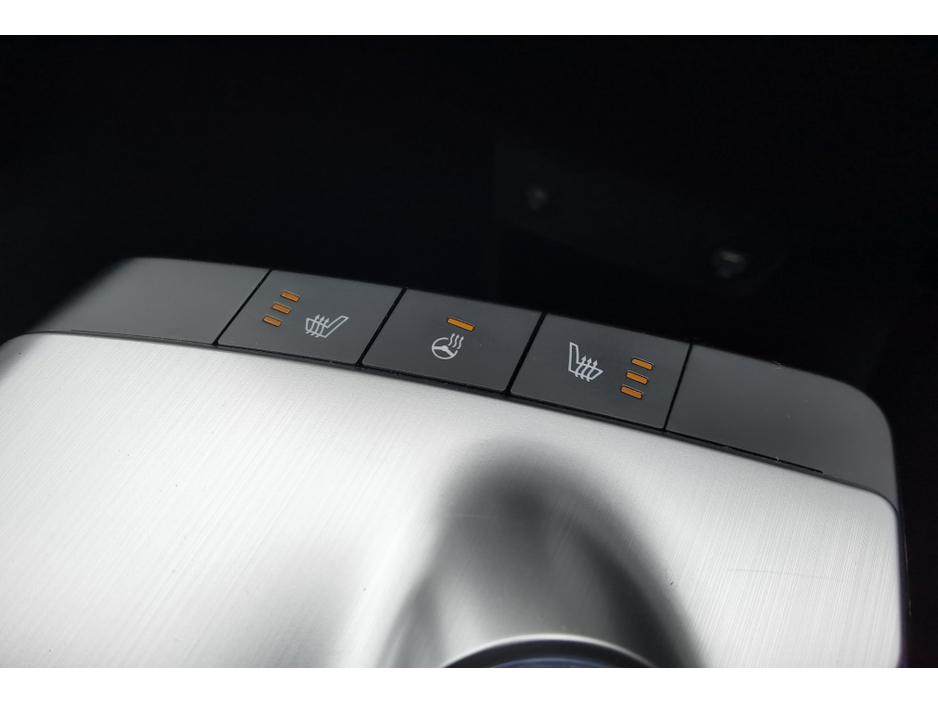 2022 Kia EV6 - image 18