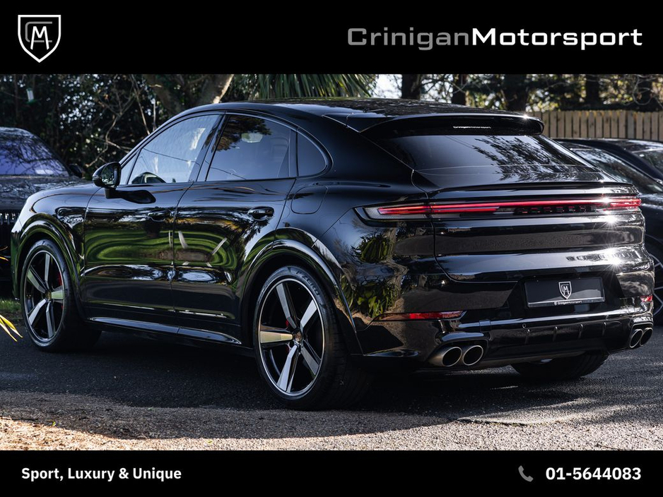 2025 Porsche Cayenne - image 2