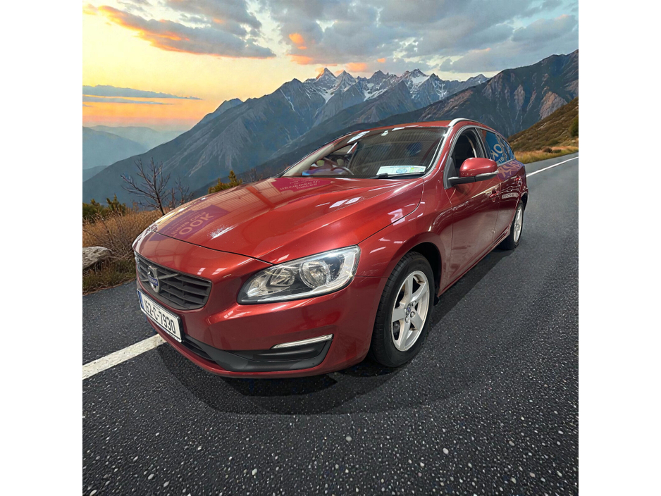 2016 Volvo V60 D4 (190hp) SE +Leather €10,888