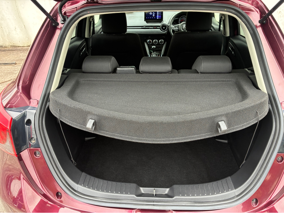 2017 Mazda Demio - image 11