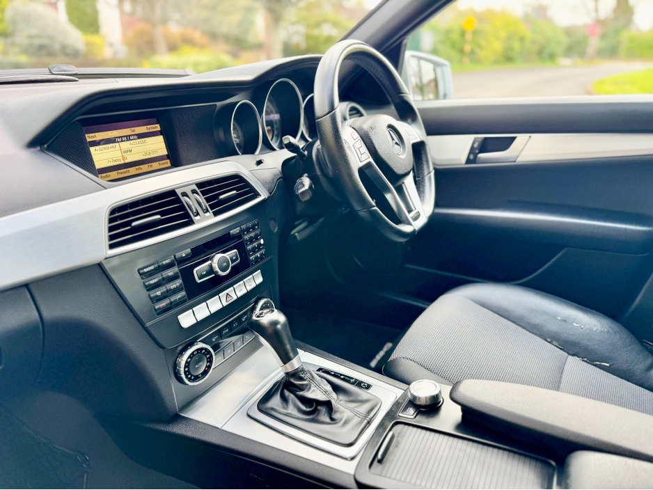 2012 Mercedes-Benz C Class - image 15